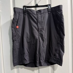 The American Outdoorsman Performance Shorts Charcoal Gray Size L Outdoor Hiking